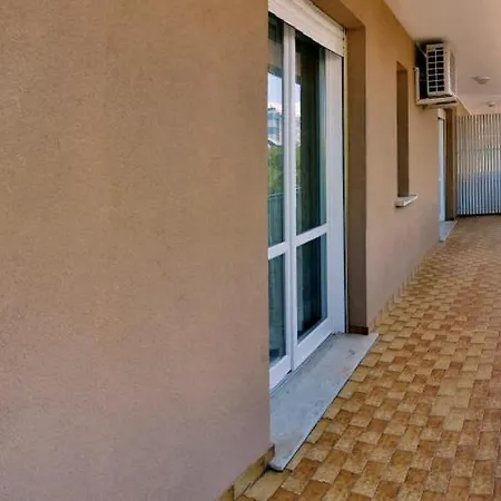 Apartment Casa Bivi - With 1 And 2 Bedrooms - Click Here For Availabilities Lignano Sabbiadoro